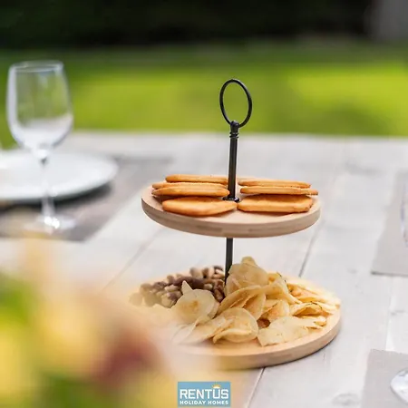 Villa De Mus - House With Enclosed Garden For 9 People Nieuwpoort