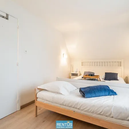 De Mus - House With Enclosed Garden For 9 People Nieuwpoort