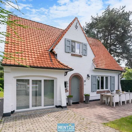 De Mus - House With Enclosed Garden For 9 People *