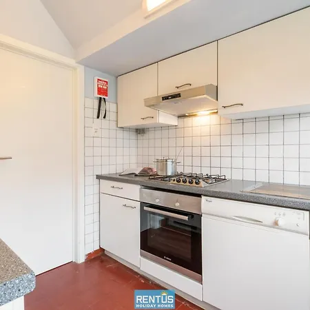 Villa De Mus - House With Enclosed Garden For 9 People *