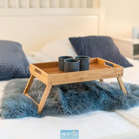 Villa De Mus - House With Enclosed Garden For 9 People